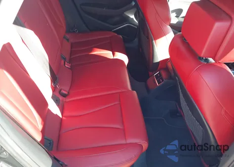 2019 Audi S3 2.0T Premium Plus z USA, uszkodzony, nr VIN WAUB1GFF8KA122089